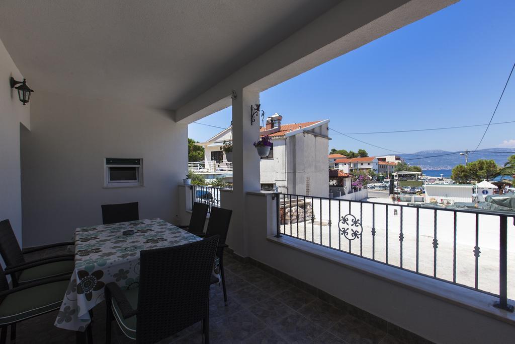 San Apartments Slatine Exterior foto